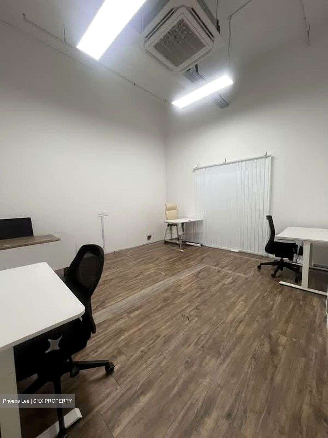 A'posh Bizhub (D27), Factory #556272611